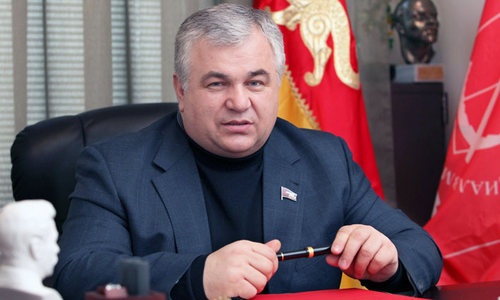 Казбек Тайсаев предложил министру образования и науки Д.В. Ливанову учесть интересы студентов из многодетных семей