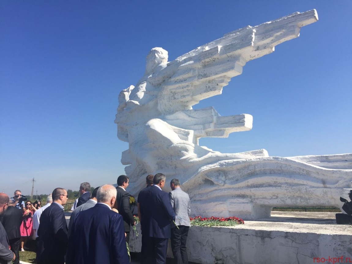 Дань памяти жертвам стихии