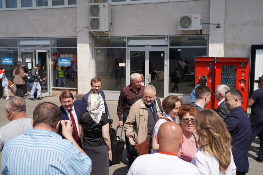 Пушкинские дни на Северном Кавказе. Прибытие делегаций в Северную Осетию. Фоторепортаж