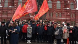 Великие дела, свершения и победы Сталина будут жить в веках!
