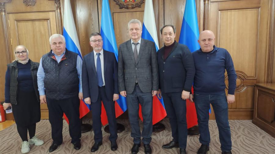 Поездка Казбека Тайсаева в ЛНР