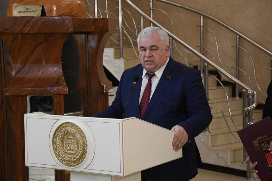 Делегация от КПРФ во главе с К. К. Тайсаевым работает в Чеченской Республике
