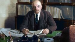 Имя и дело В.И. Ленина человечество будет свято хранить в веках