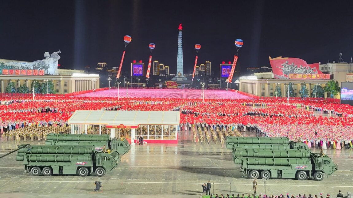 Дмитрий Новиков «Масштабный парад в честь 80-летия Трудовой партии Кореи — яркий символ единения армии и народа»