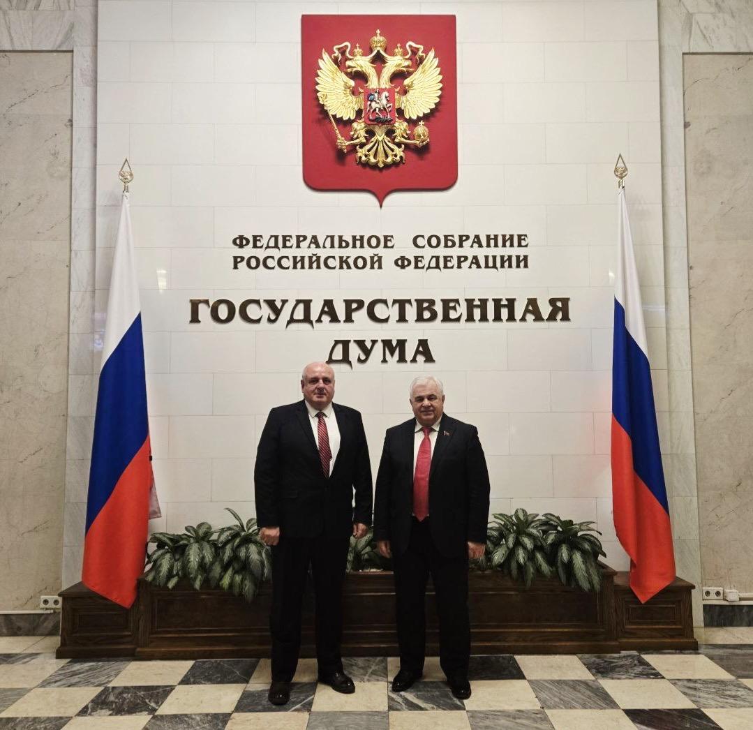 Укрепление интернациональных связей: Встреча Казбека Тайсаева с Первым секретарём Компартии Армении в Москве