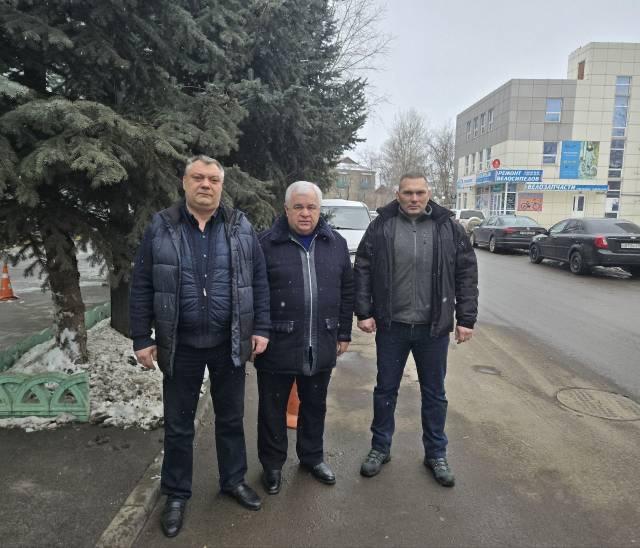 В Луганске с рабочим визитом: делегация КПРФ во главе с Казбеком Тайсаевым провела серию встреч накануне Нового года