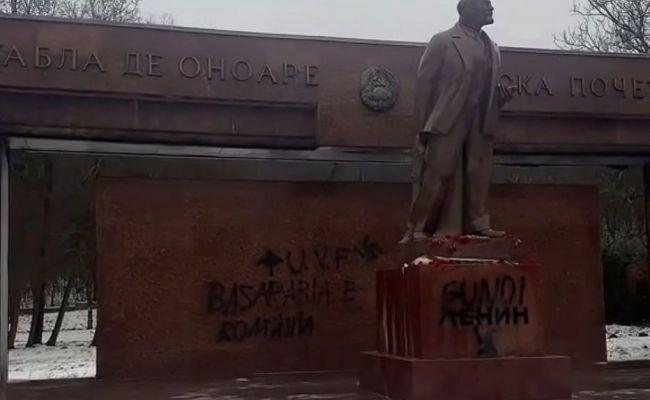 Казбек Тайсаев: «Акт нацистского вандализма в Кишиневе: повторяется ли украинский сценарий?»