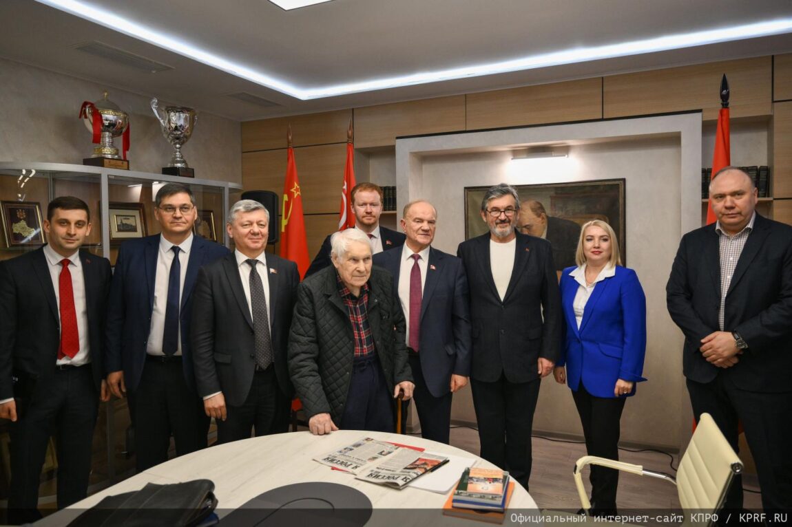 В Москве объявили лауреатов премии «Слово к народу», которая учреждена газетой «Советская Россия»