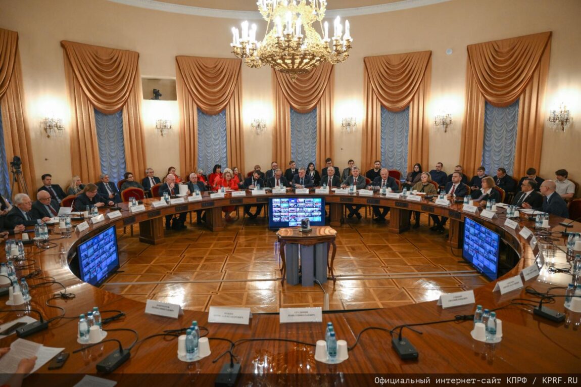 Г.А. Зюганов: «Сплотить усилия во имя новой Победы!»