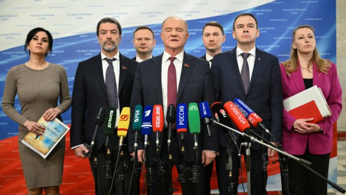 Пресс-подход Г.А. Зюганова перед началом пленарного заседания Госдумы