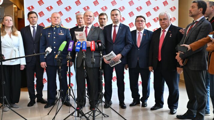 Пресс-подход в перерыве 2-го этапа XIX съезда КПРФ